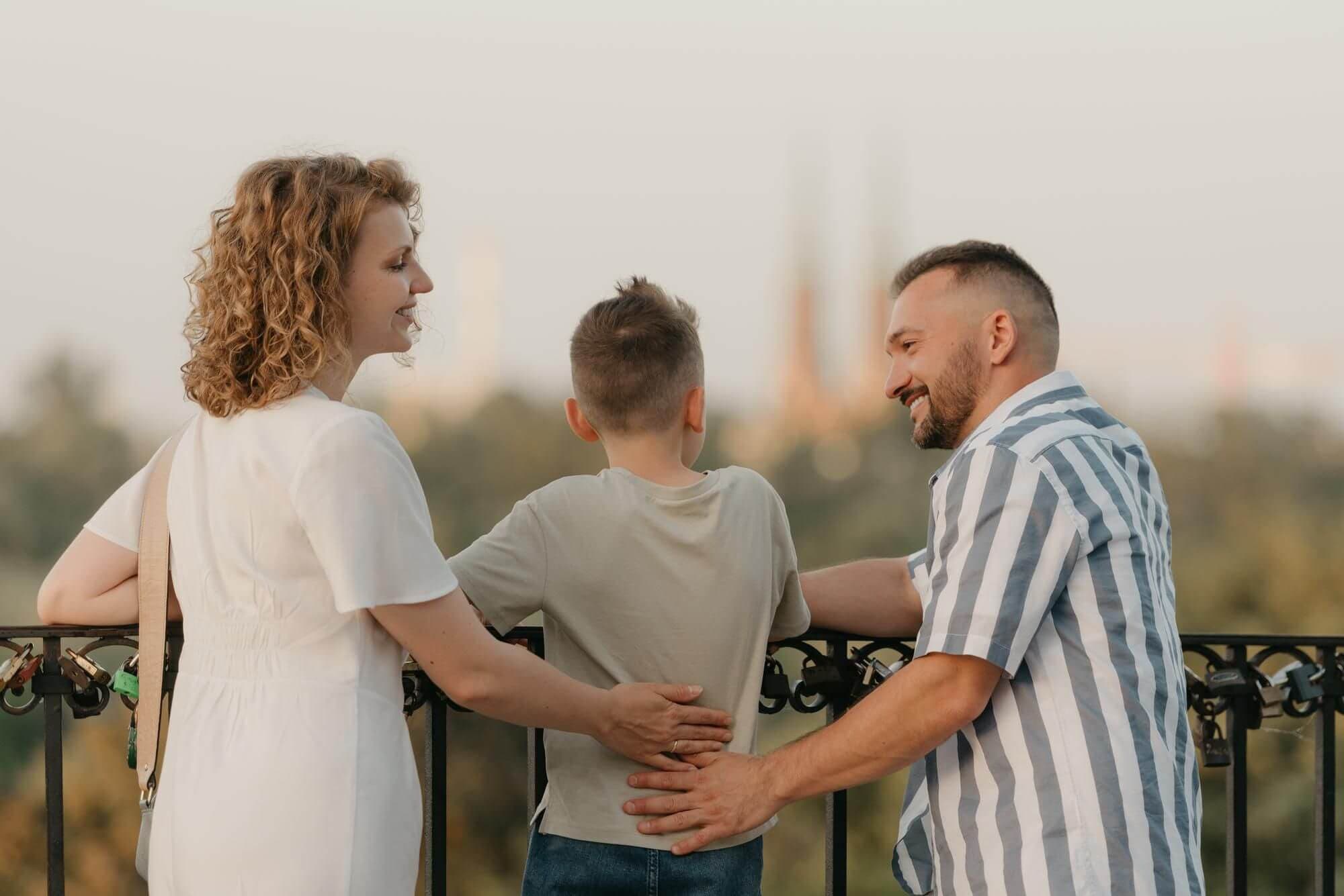 Sfaturi pentru părinți - Relația cu copiii din punct de vedere emoțional