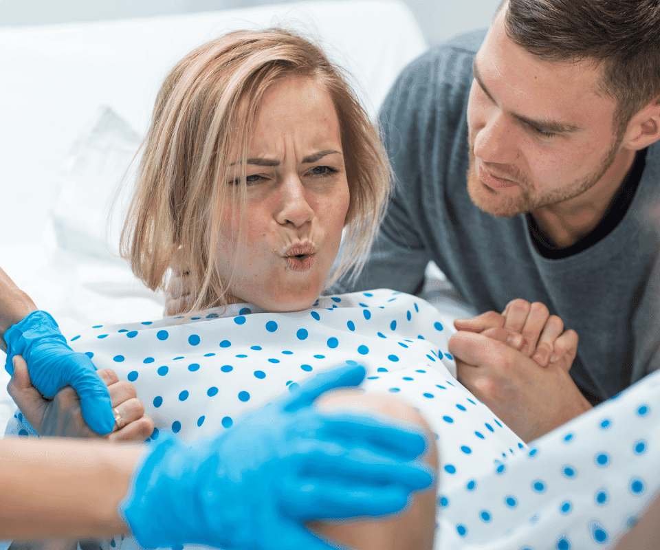 Contracțiile din Sarcină și Nașterea Naturală