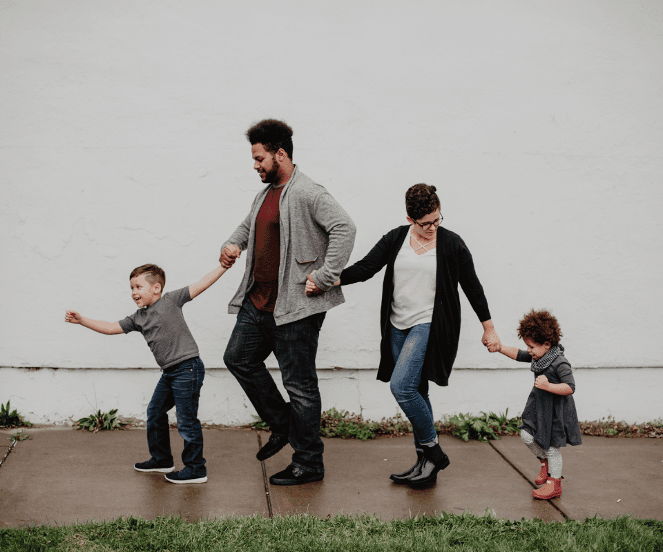 Cum să gestionezi stresul și să menții echilibrul vieții de părinte: Sfaturi practice pentru părinți