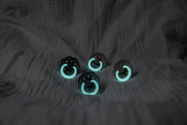 BIBS - Suzeta fosforescenta Boheme GLOW Latex, tetina rotunda, 0 luni +-Cloud - imagine 2