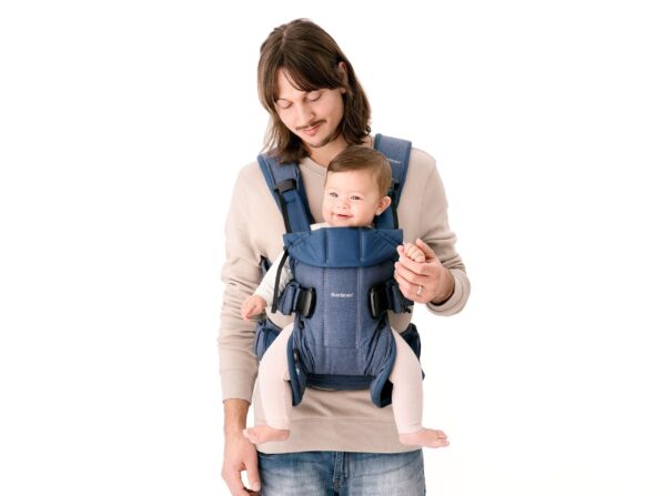 BabyBjorn - Marsupiu anatomic One, cu pozitii multiple de purtare Denim Midnight Blue, Bumbac - imagine 4
