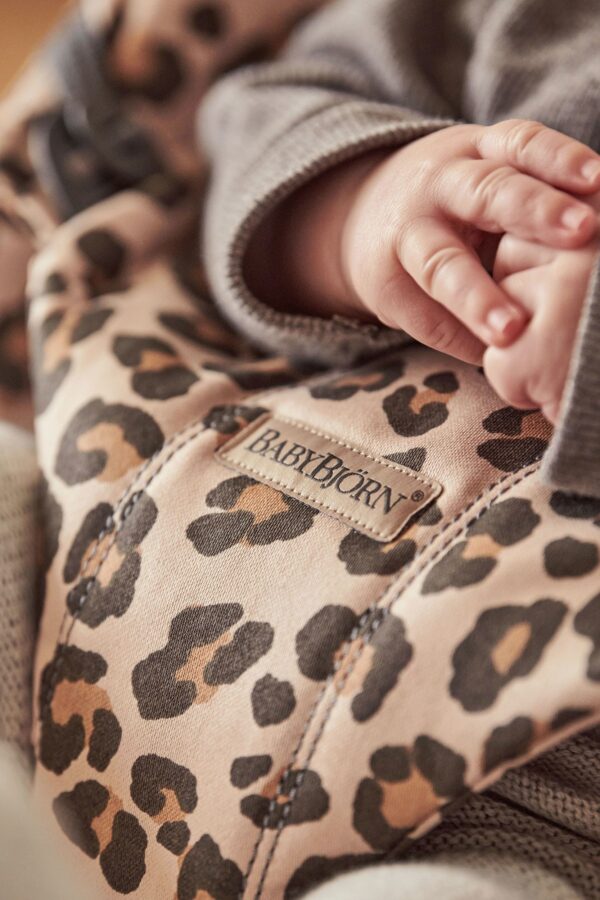 BabyBjorn - Balansoar Bliss Beige/Leopard, Bumbac - Editie Limitata - imagine 5