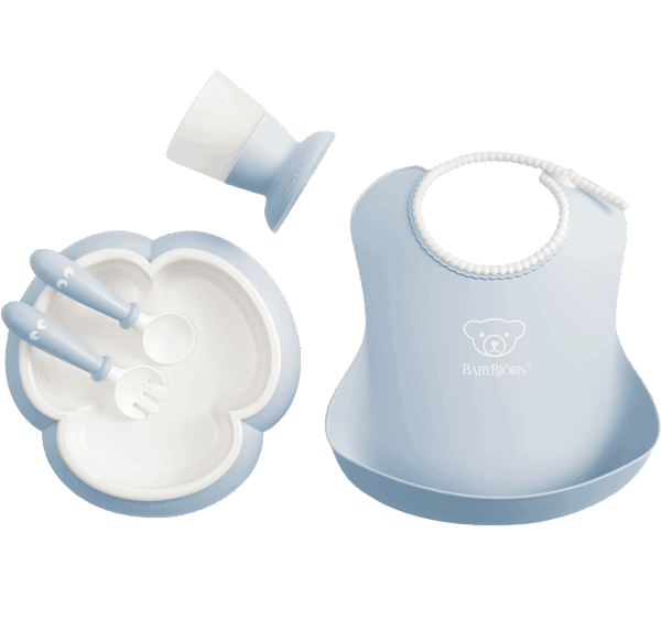 BabyBjorn - Set hranire: farfurie, lingurita, furculita, pahar si bavetica pentru bebe, Powder Blue