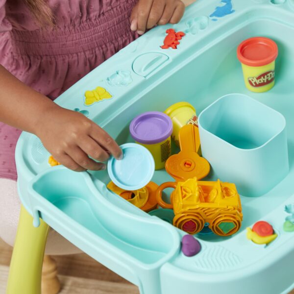 masa activitati play-doh